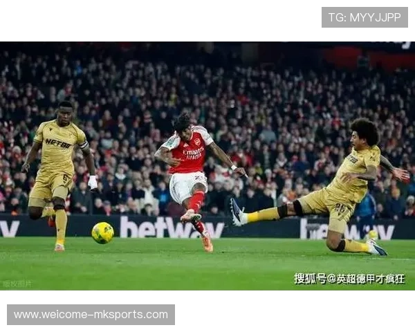 阿森纳踢疯全场
